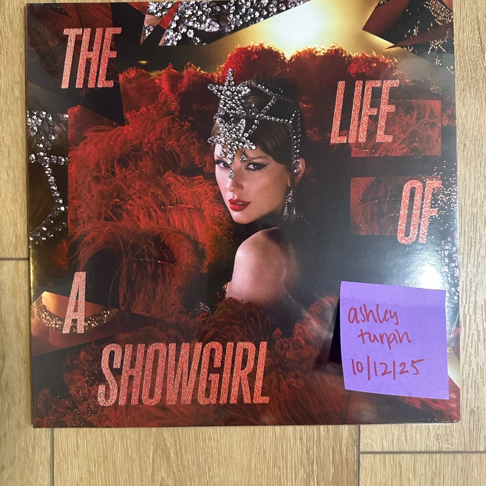 Taylor Swift The Life Of A Showgirl Vinyl